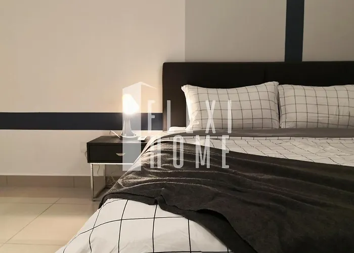 Spacious Big Room, Designed & Quiet Family Home, Eclipse In Cyberjaya By Flexihome-My