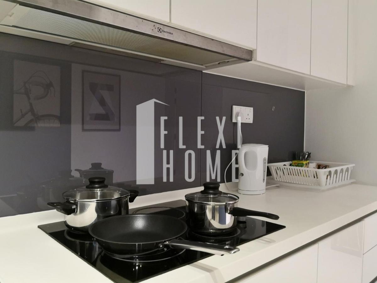 Spacious Big Room, Designed & Quiet Family Home, Eclipse In By Flexihome-my Apartment *
