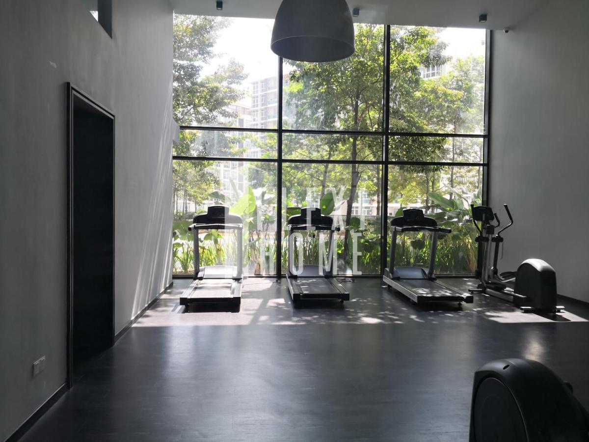 Apartment Spacious Big Room, Designed & Quiet Family Home, Eclipse In By Flexihome-my