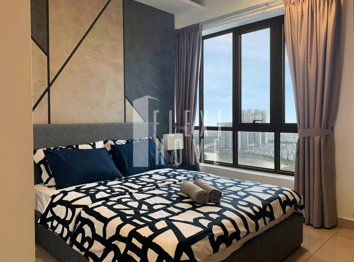 Apartment Spacious Big Room, Designed & Quiet Family Home, Eclipse In By Flexihome-my Cyberjaya