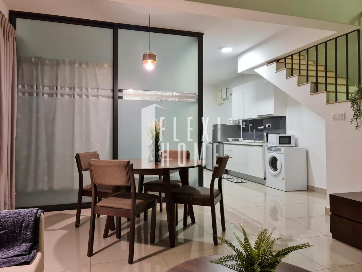 Apartment Spacious Big Room, Designed & Quiet Family Home, Eclipse In By Flexihome-my Cyberjaya